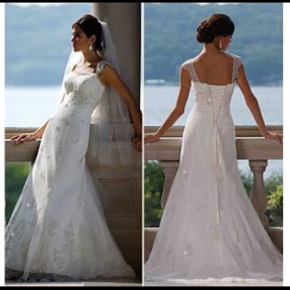 Wedding dress